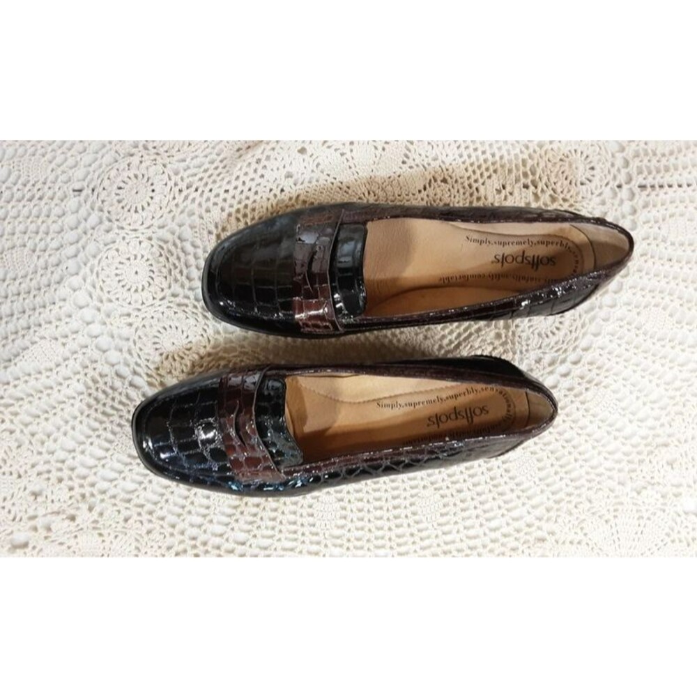 Softspots Easy Street Croc-Embossed Loafers – Brown & Black